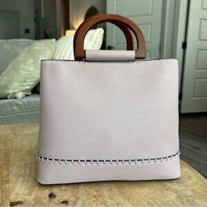 La Terre Light Purple Handbag with Wooden Handles